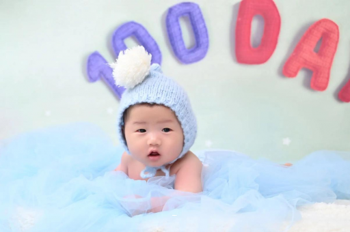 钦州宝宝喜欢搓脚